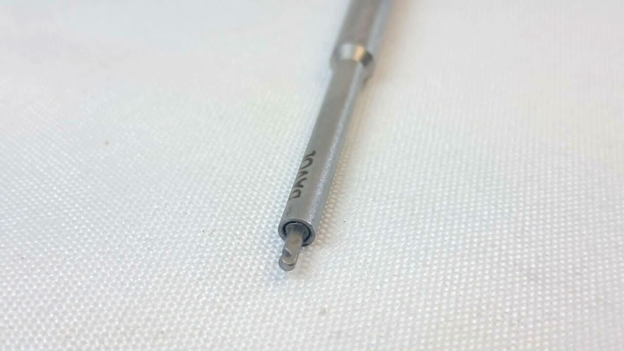DAVOL 113025 Salute Suture Removal Forceps 18" — photo 5
