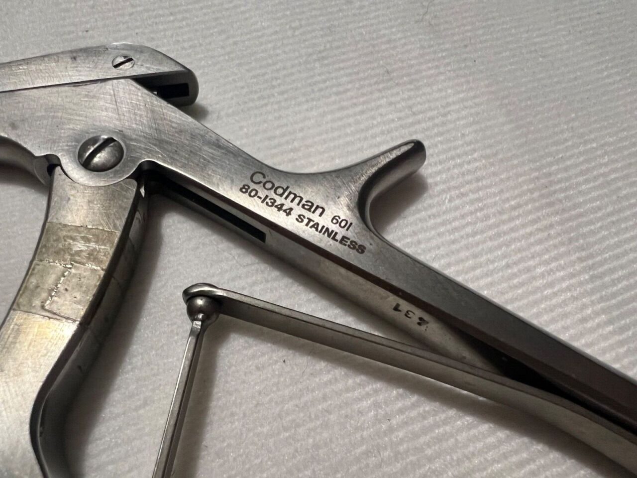 CODMAN 80-1344 Hardy Sella Kerrison Punch 1mm X 40deg Upbite 7" Length Neuro Spine — photo 5