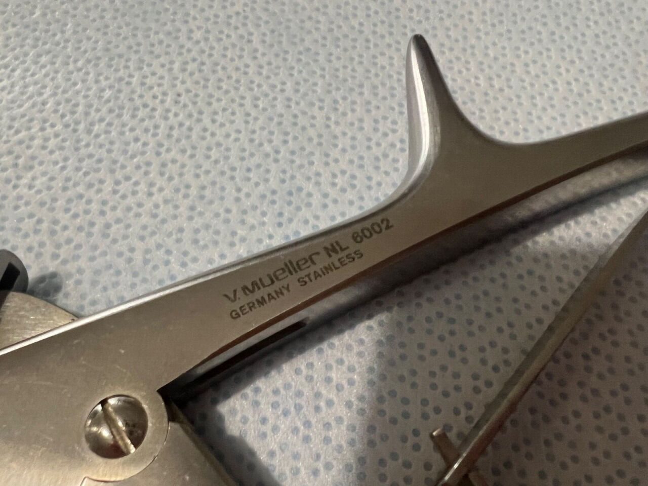 V. MUELLER NL 6002 90deg Bite 9-1/2" Length Schlesinger Cervical Punch Rongeur — photo 2