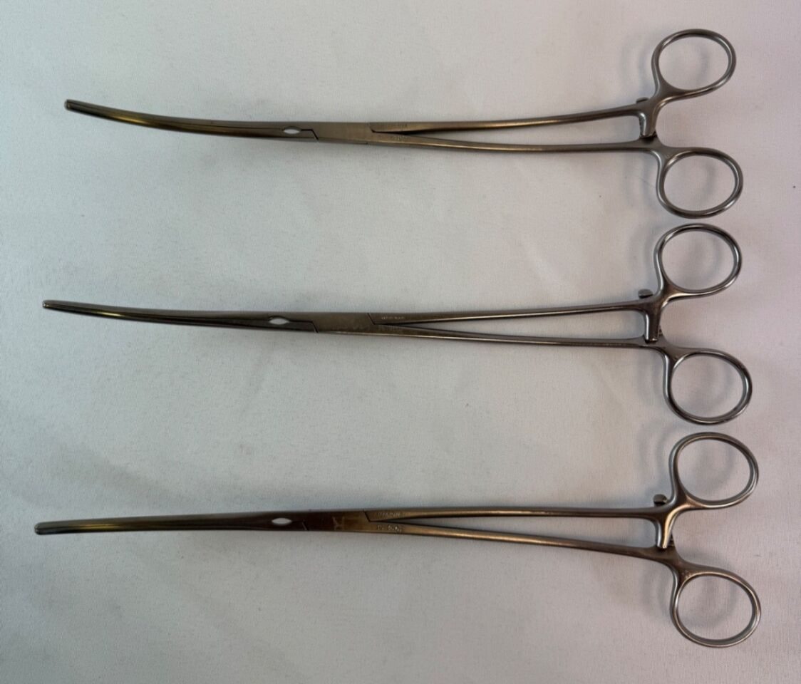 PILLING 35-3602 Set of 3 DeBakey Aneurysm Aorta Clamp Curved 4" Jaw Length 10"