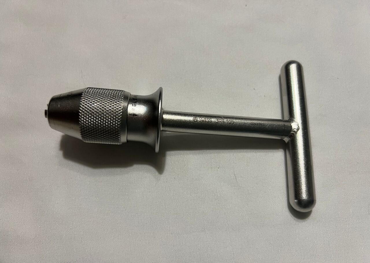 SYNTHES 393.105 Small Universal Chuck T-Handle — photo 1