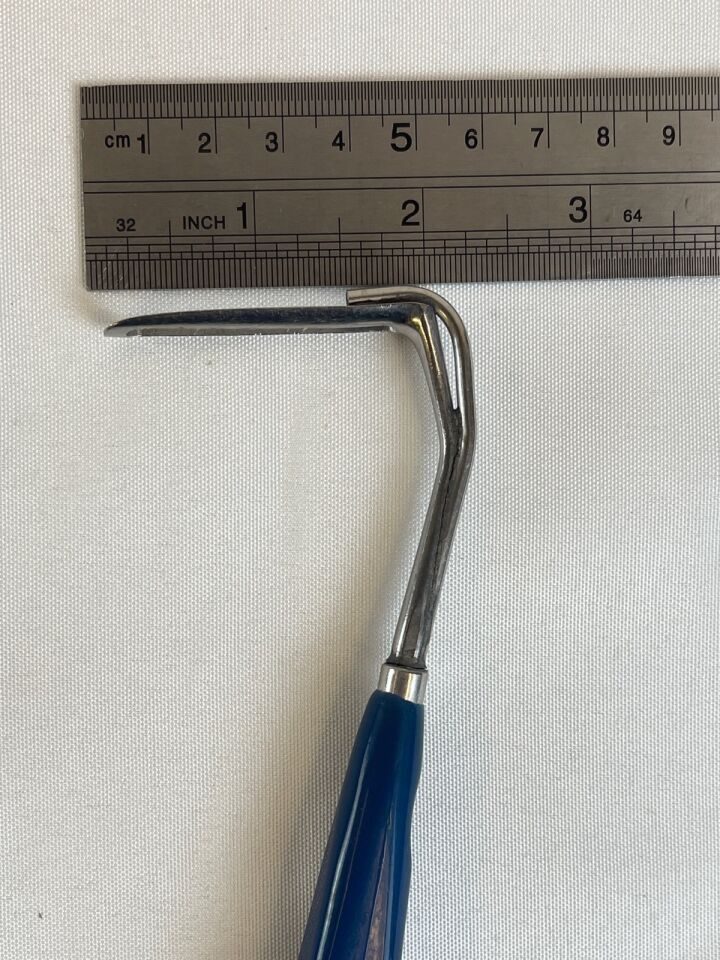 HEYER-SCHULTE 790-1124 Lighted Small Nasal Retractor 1.5" Fenestrated Blade — photo 8
