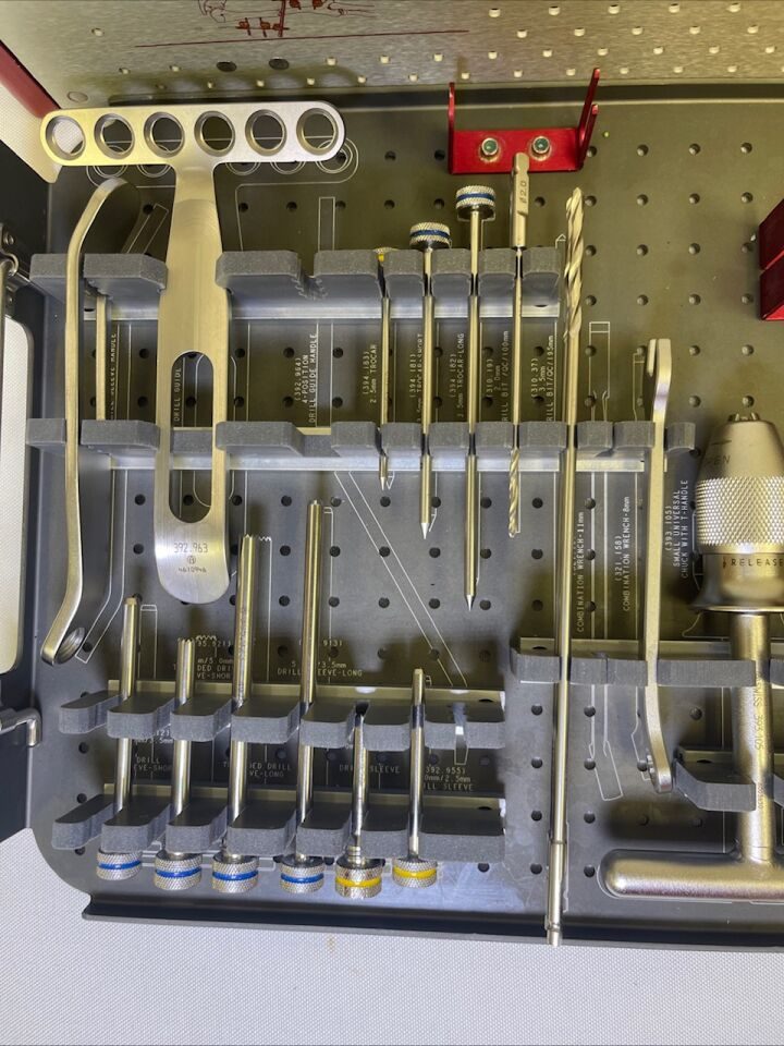 SYNTHES 01.302.602 Medium External Fixator Set — photo 3