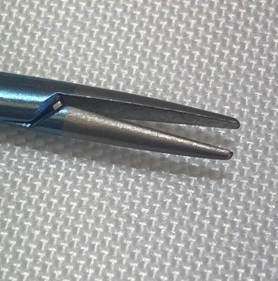SCANLAN 3003-225 Titanium Jacobson Micro Needle Holder Flat Handle Diamond Dust — photo 5