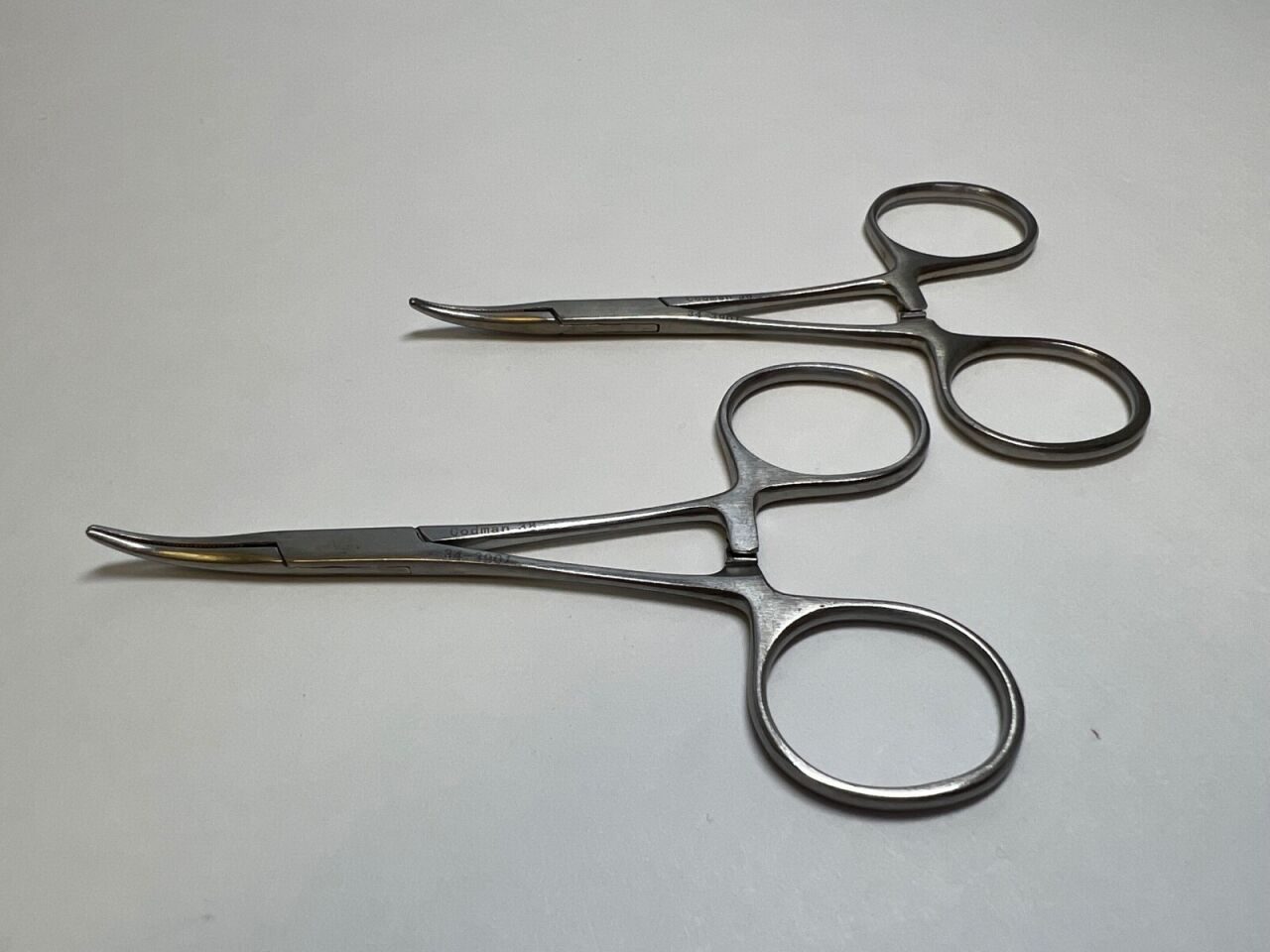 CODMAN 34-3901 Curved Halsted Mosquito Forceps, Lot of 2