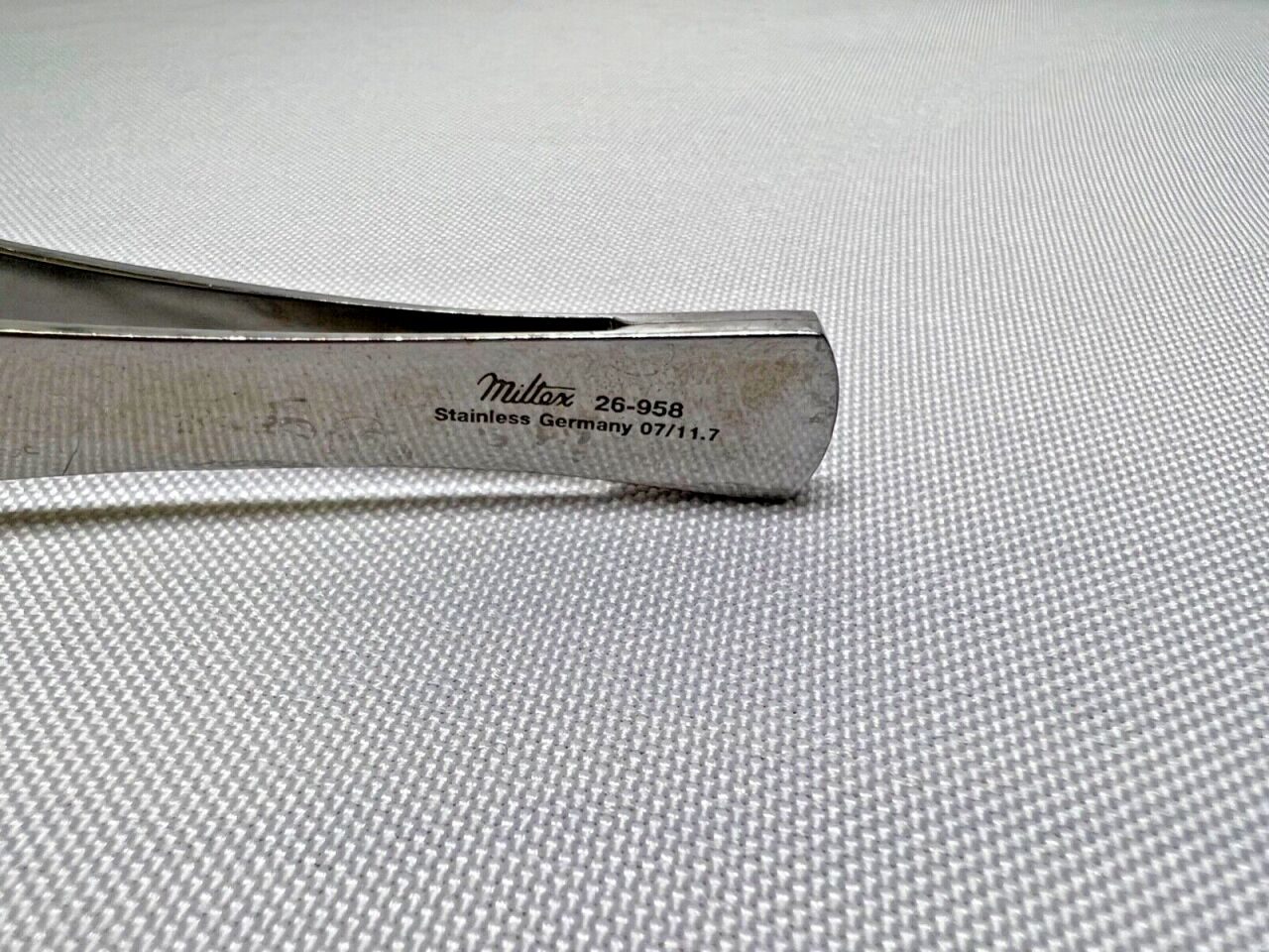 MILTEX 26-958 Ferris-Smith Tissue Forceps 2 x 3 Teeth 7" Length — photo 5