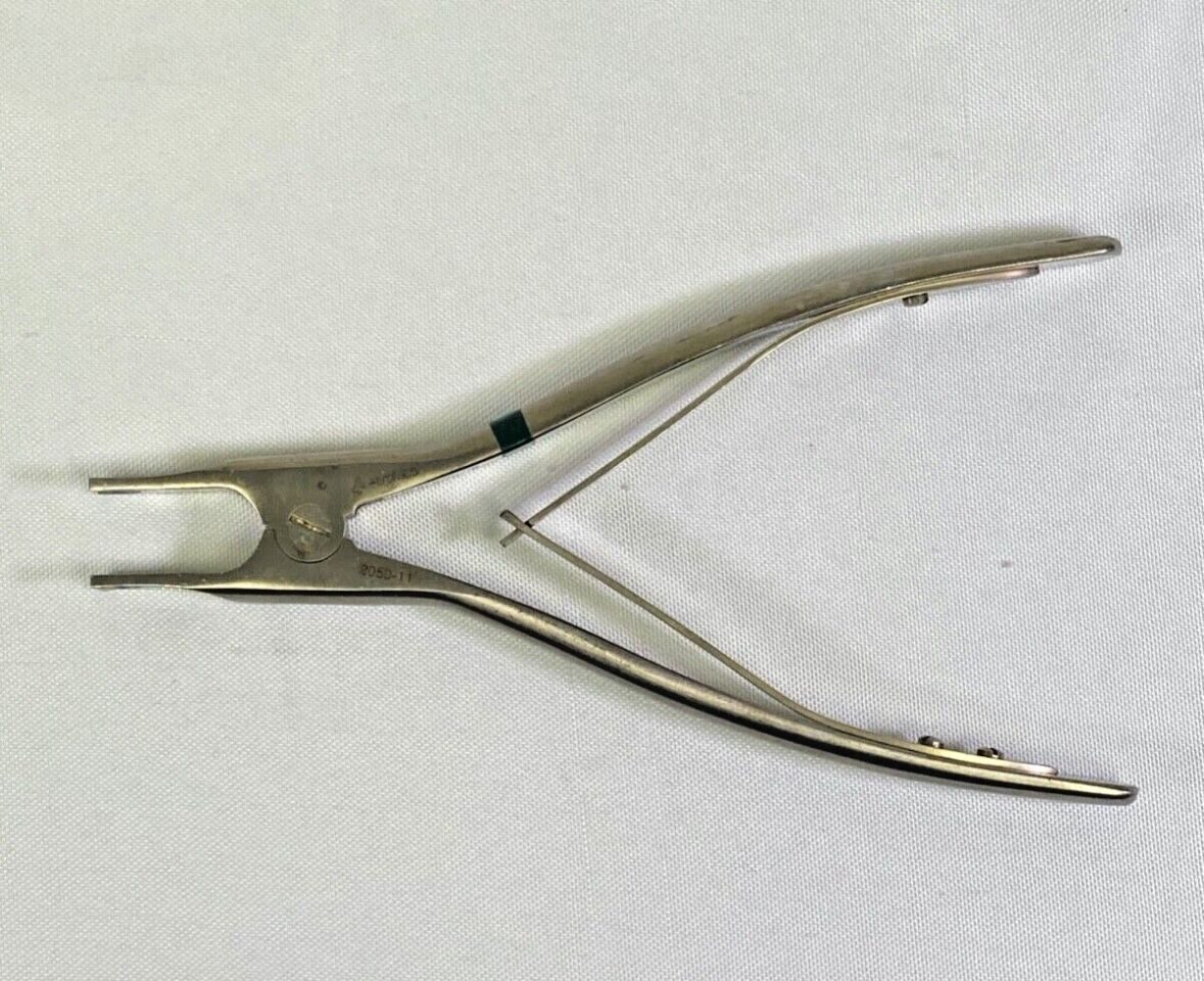 ACROMED 2050-11 Large Distractor Forceps