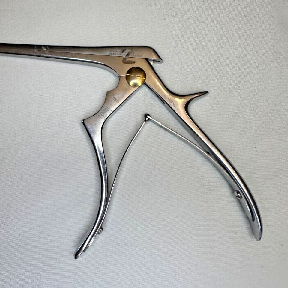 CODMAN 53-1513 Neuro Cervical Rongeur Up Cutting 2mm — photo 2