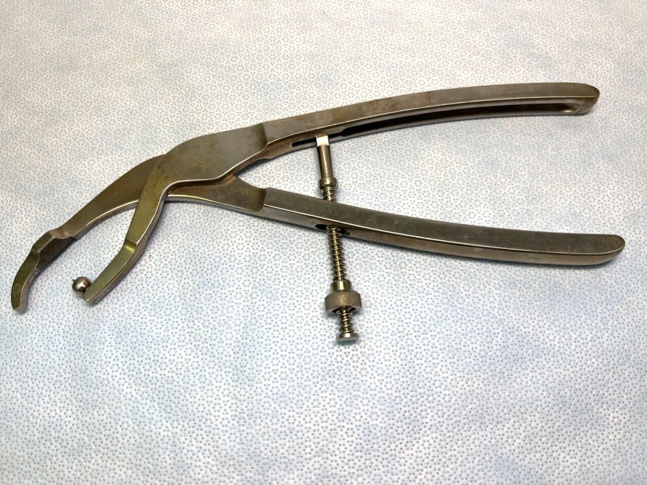 STRYKER 702939 BallSpike 292mm Size 1 Self-Centering Bone Forceps — photo 1