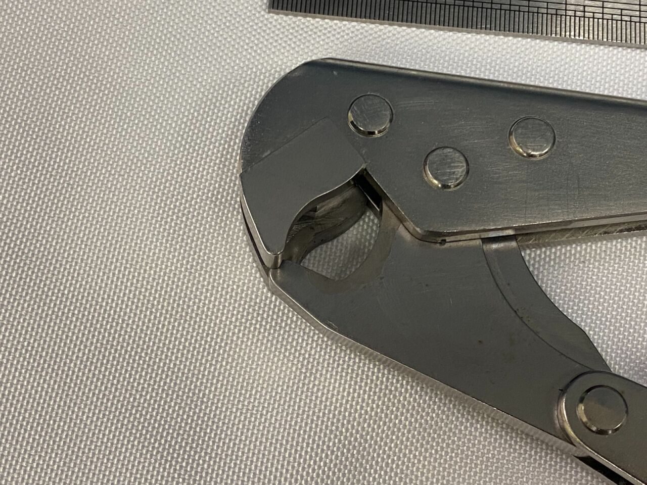 SYNTHES 391.950 Cutting Pliers — photo 5