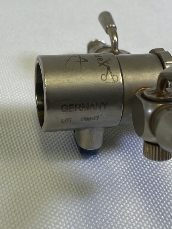 ARTHREX AR-3380-4002 Synergy Rotating Double Stopcock Bridge for 4mm Arthroscope — photo 4