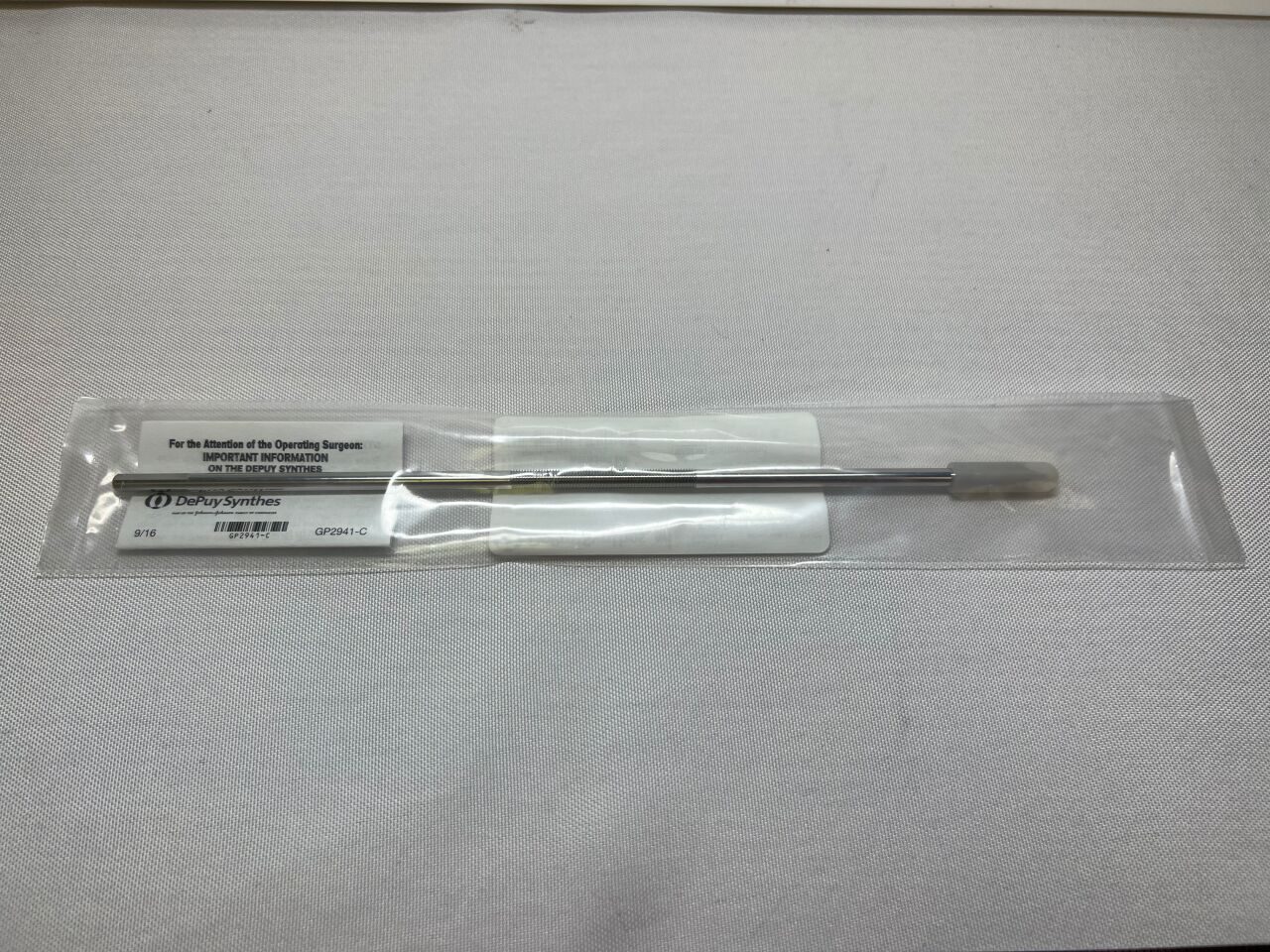 SYNTHES 293.84 5mm Steinmann Pin w/ Central Thread
