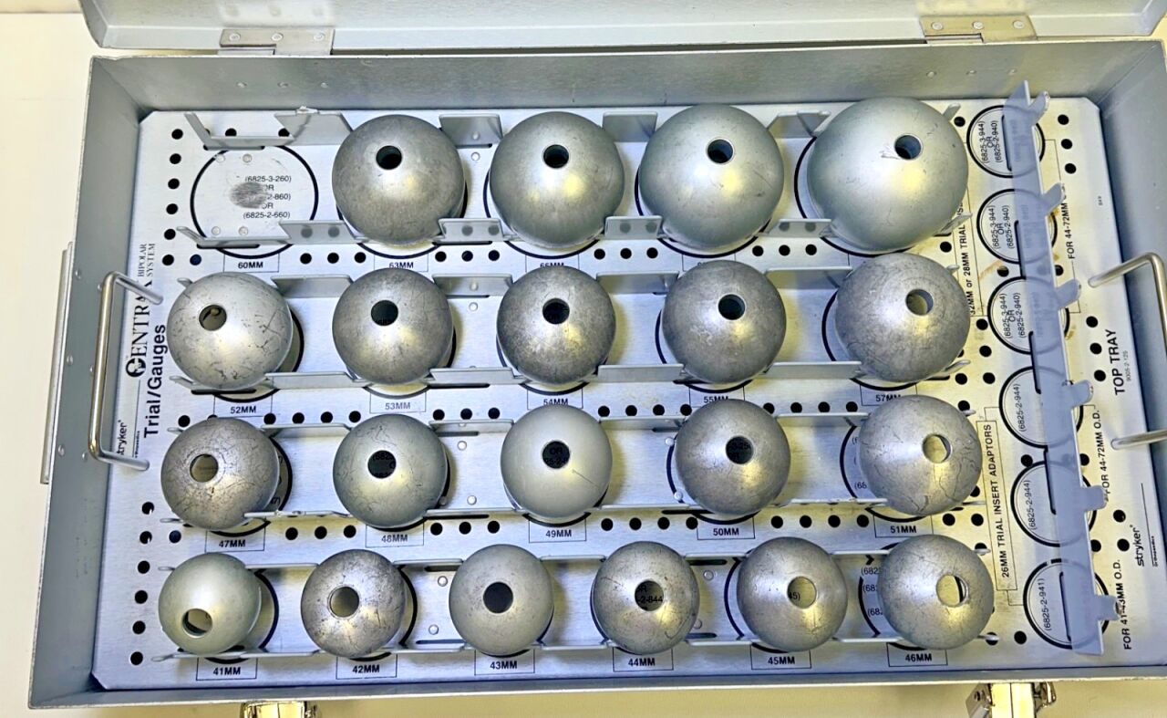 VARIOUS  Stryker Howmedica Centrax Bipolar System Trial & Instrument Set w/ Extras and Case — photo 3