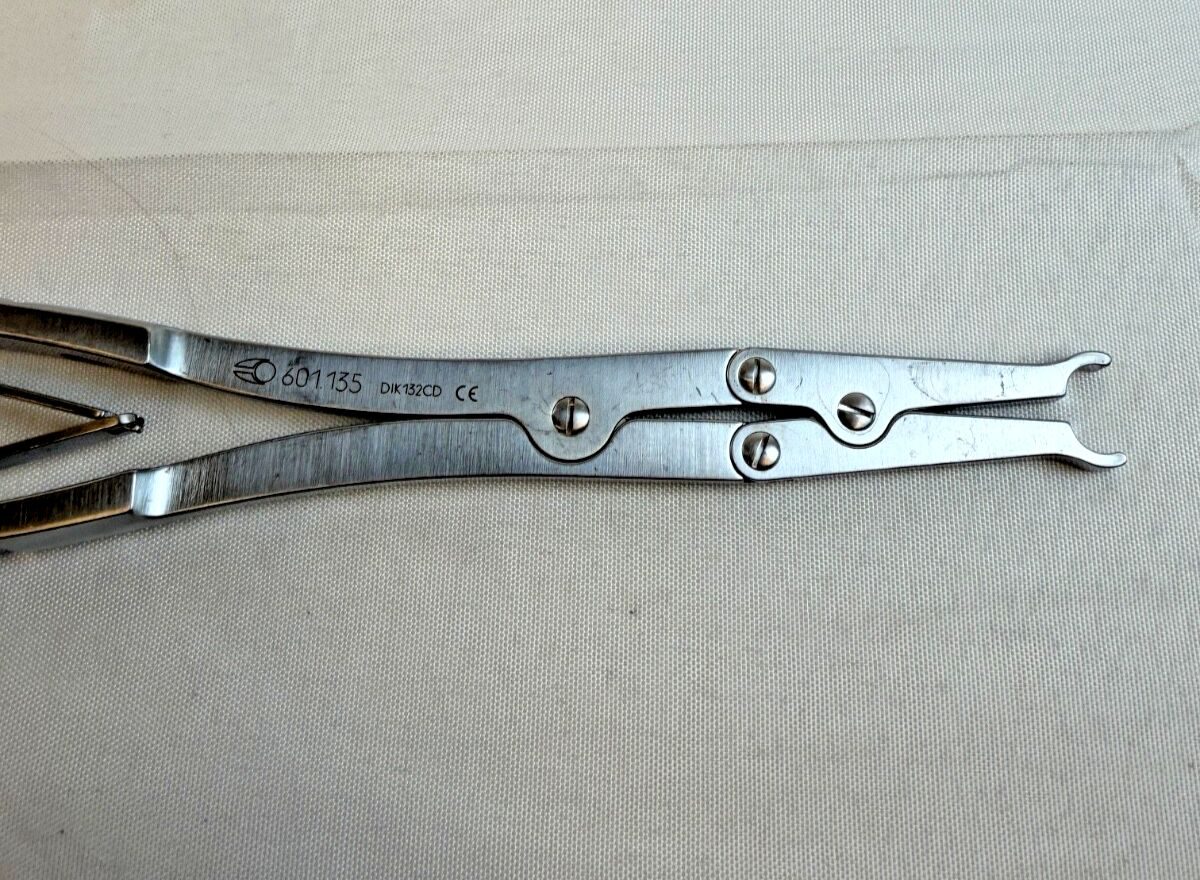 GLOBUS MEDICAL 601.135 Maintain Holder Neuro Spine HEDRON C — photo 7