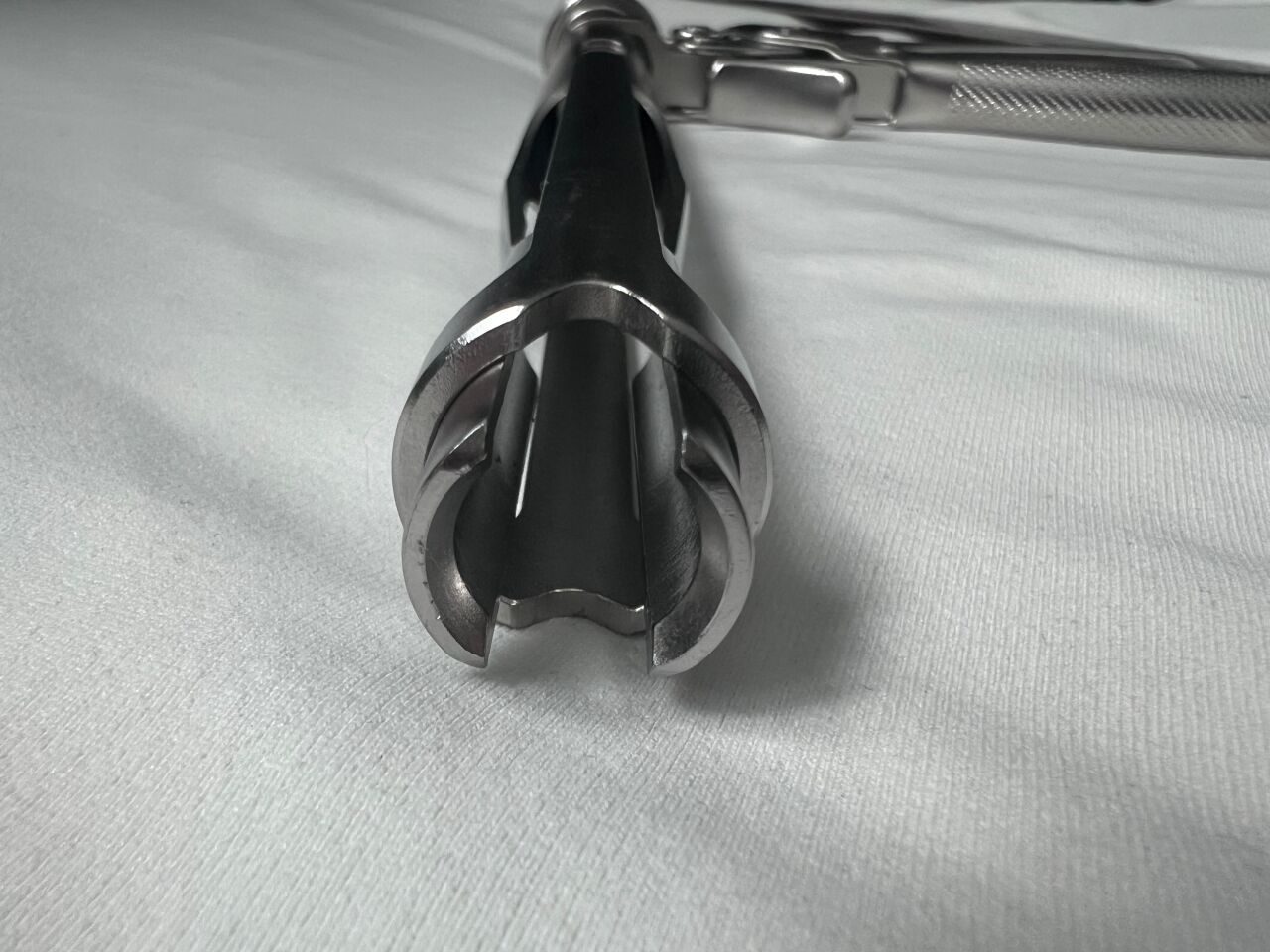 DEPUY 2757-10-055 VIPER 2 Facet Fixation System X25 Cannulated Screwdriver — photo 2