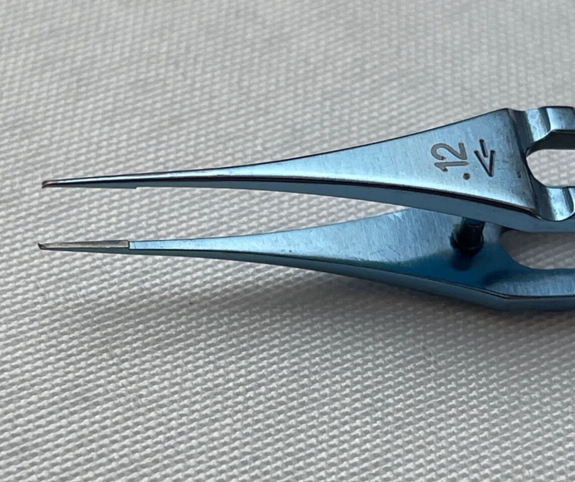 STORZ 2-110 Bonn 0.12mm 1x2 Teeth 6mm Platform 85mm Titanium Forceps Eye — photo 4