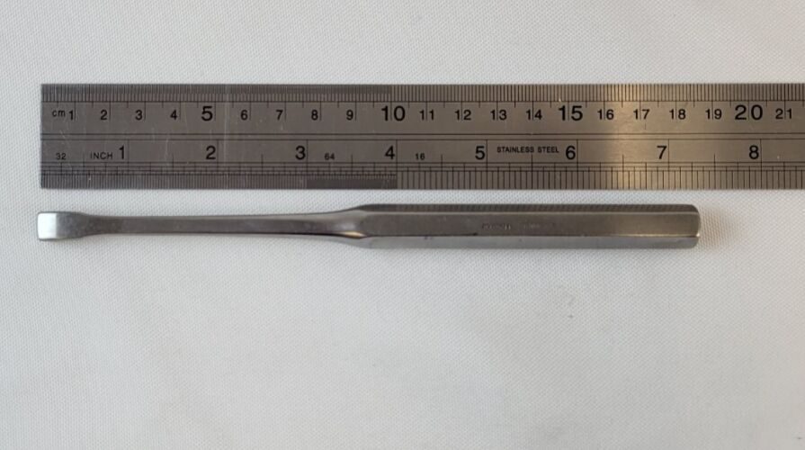 ZIMMER 2910 Key Periosteal Elevator 1/2" Blade Width 7-1/4" Total Length — photo 8