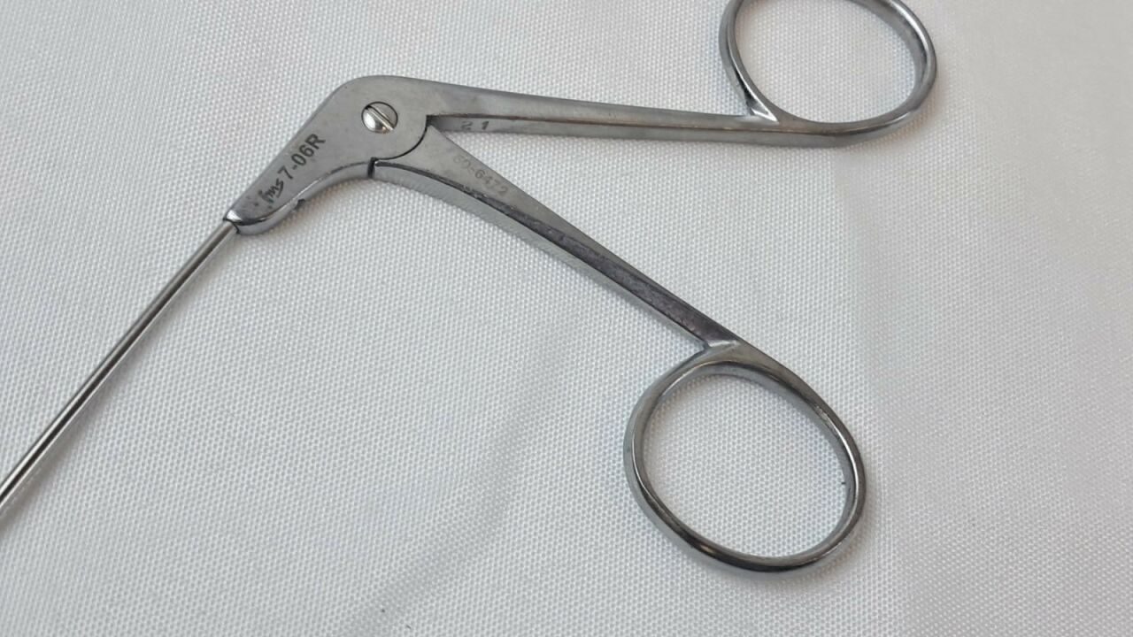 PILLING 50-6472 ENT Jako-Kleinsasser Straight Grasping Forceps — photo 3