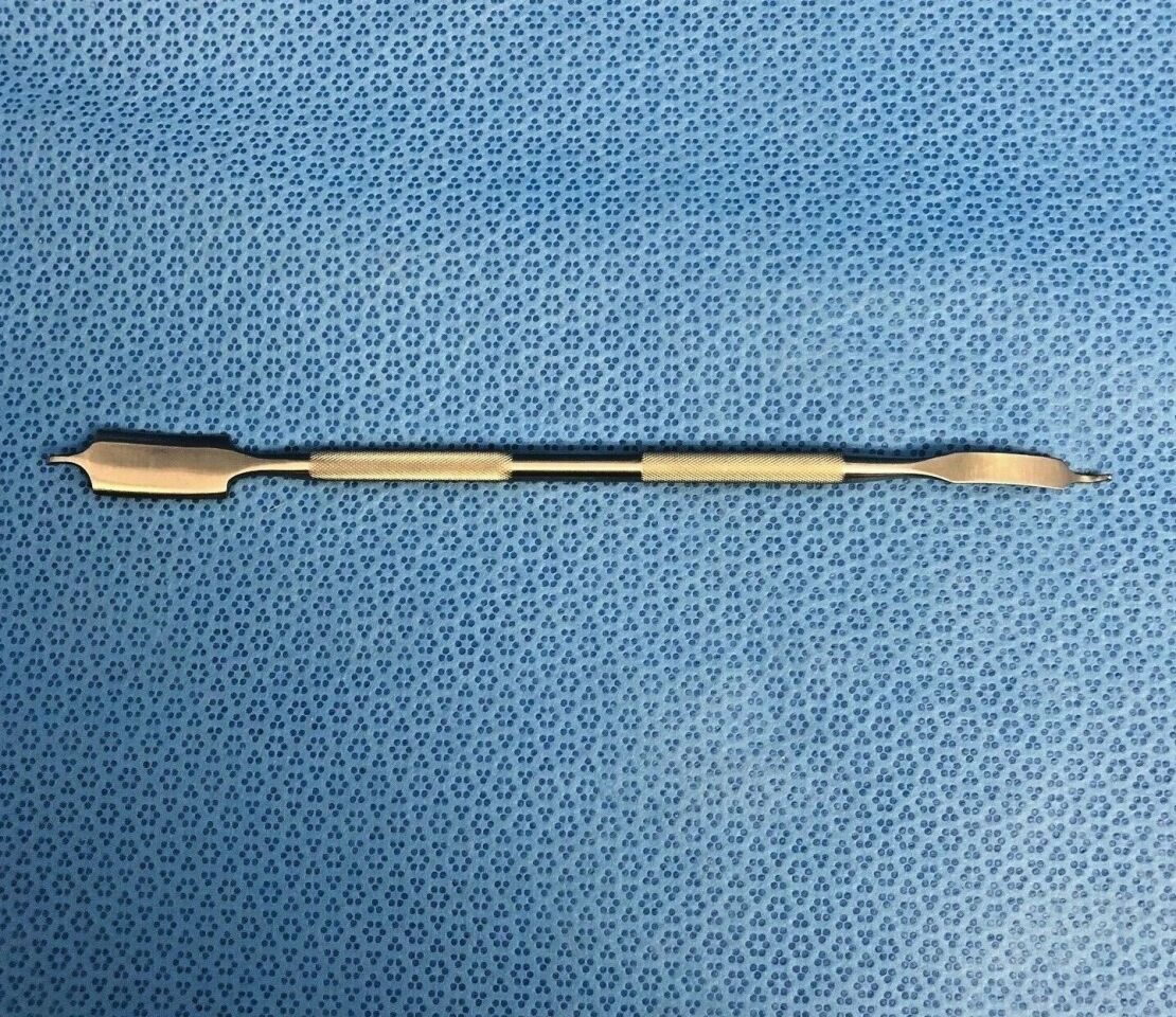 STRYKER 07-10006 Hohmann Retractor Double Sided Narrow & Wide — photo 1