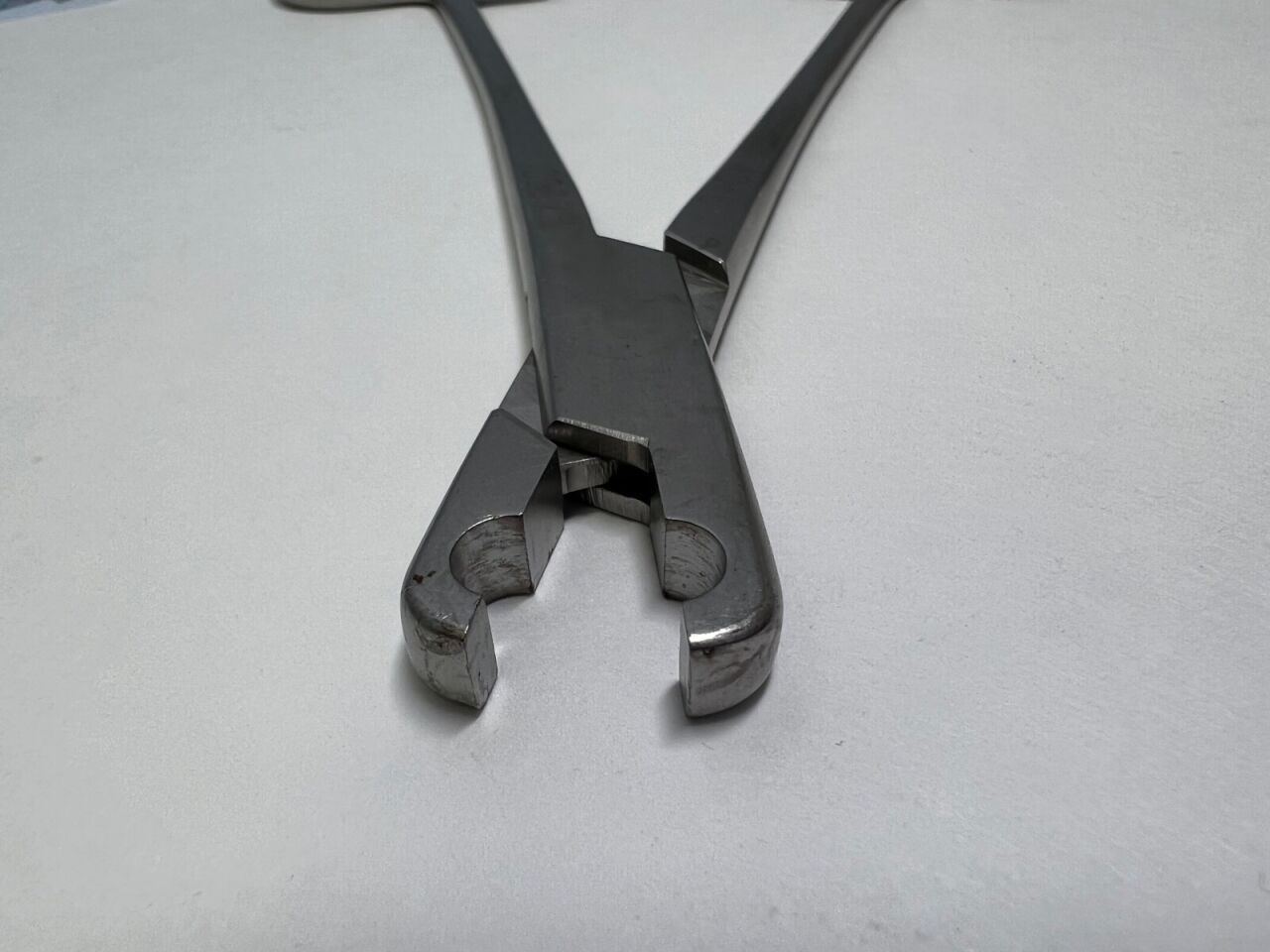 LS-200 6.35mm Holding Forceps — photo 2