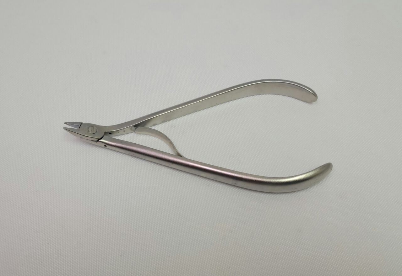 SYNTHES 329.13 Bending Pliers