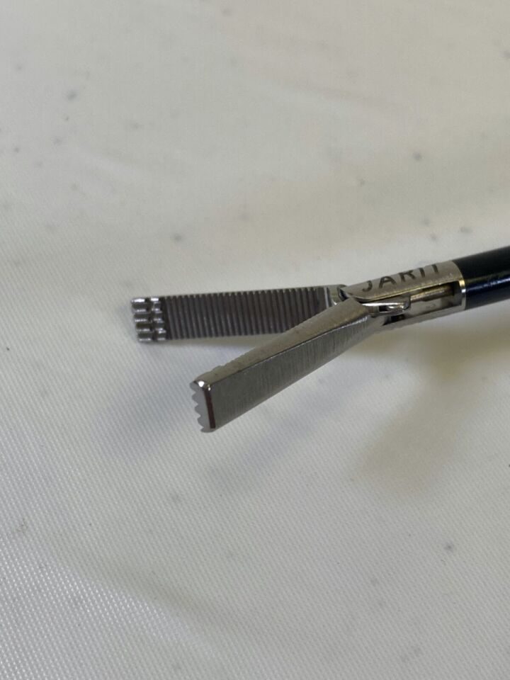JARIT 625-114LL 5mm x 381mm RotoLok Atrau-Allis Grasping Forcep Locking Lever — photo 6