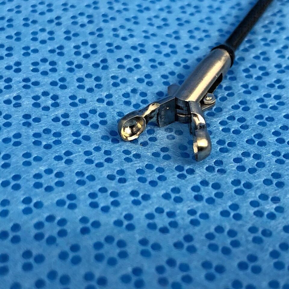 PILLING WECK TELEFLEX WL 12" Forceps ENT Insulated 4mm Laryngeal Biopsy Cup Forceps ENT — photo 5
