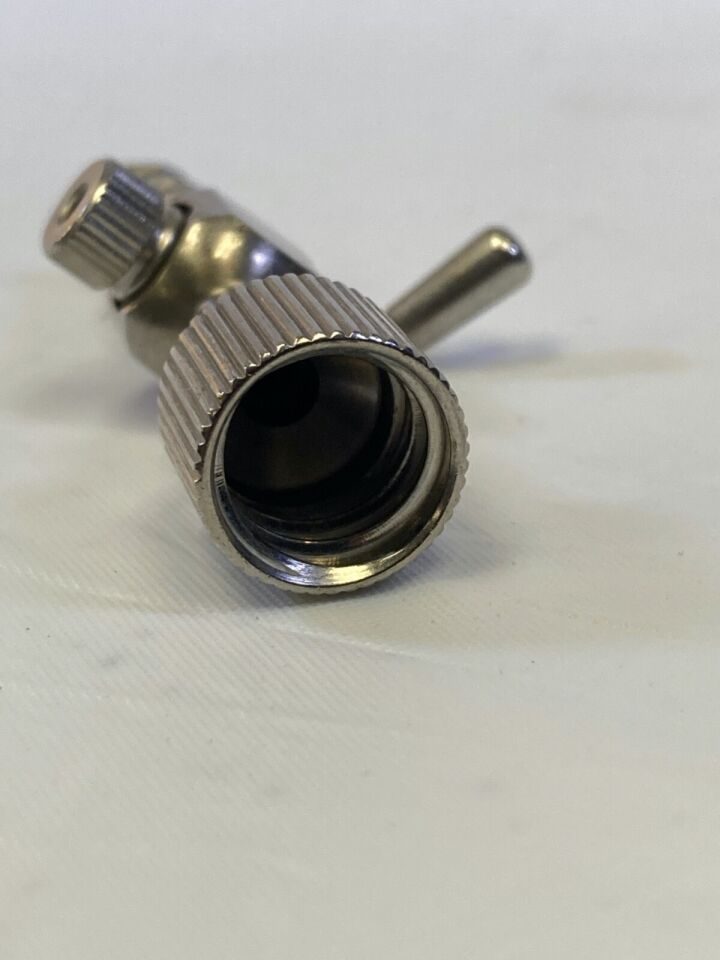ARTHREX AR-3035L Inflow Cannula Adapter w/ Stopcock for 3mm - 6.5mm Cannula — photo 8
