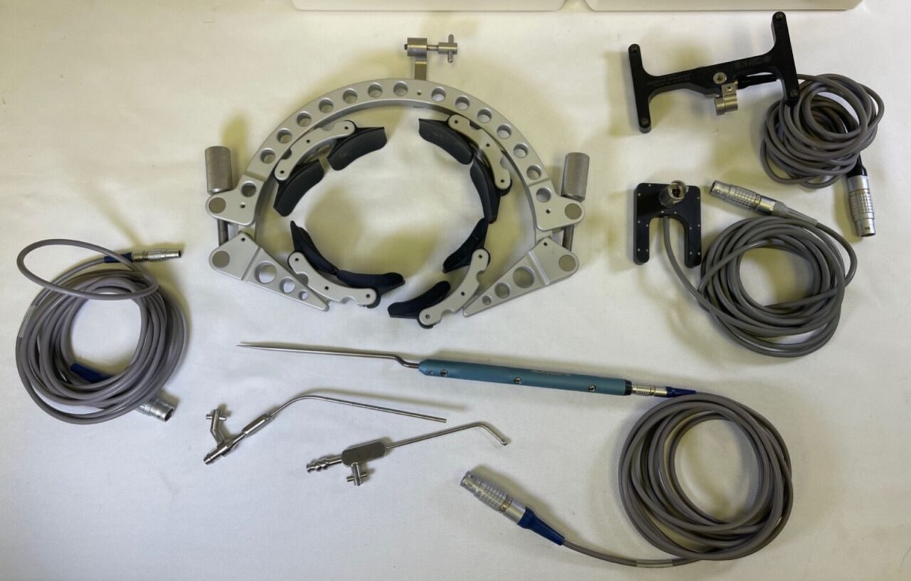 MEDTRONIC Various 8 Piece  XOMED LandMarx Stealth Navigated Sinus Set w/ Sterilization Case — photo 2