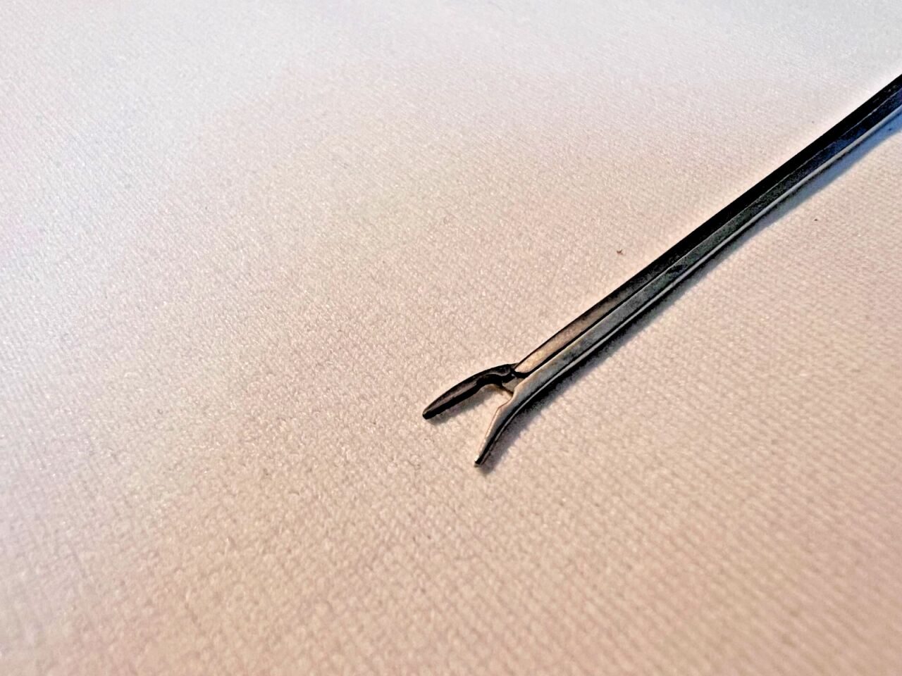 KARL STORZ Crimper Forceps N1685 D 1 Storz N1685 D 1 McGee Crimper Forceps 3mm Downward Angled Jaws 5" Length — photo 2