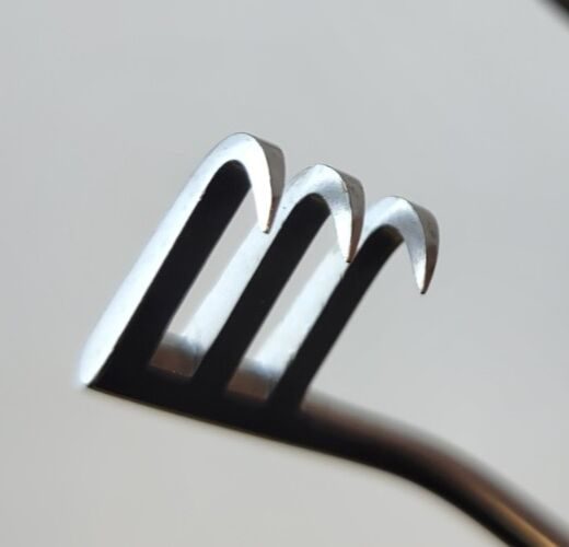 AESCULAP BV076R Wullstein Retractor, Self-Retaining, 3x3 Sharp Prongs, 5" — photo 6