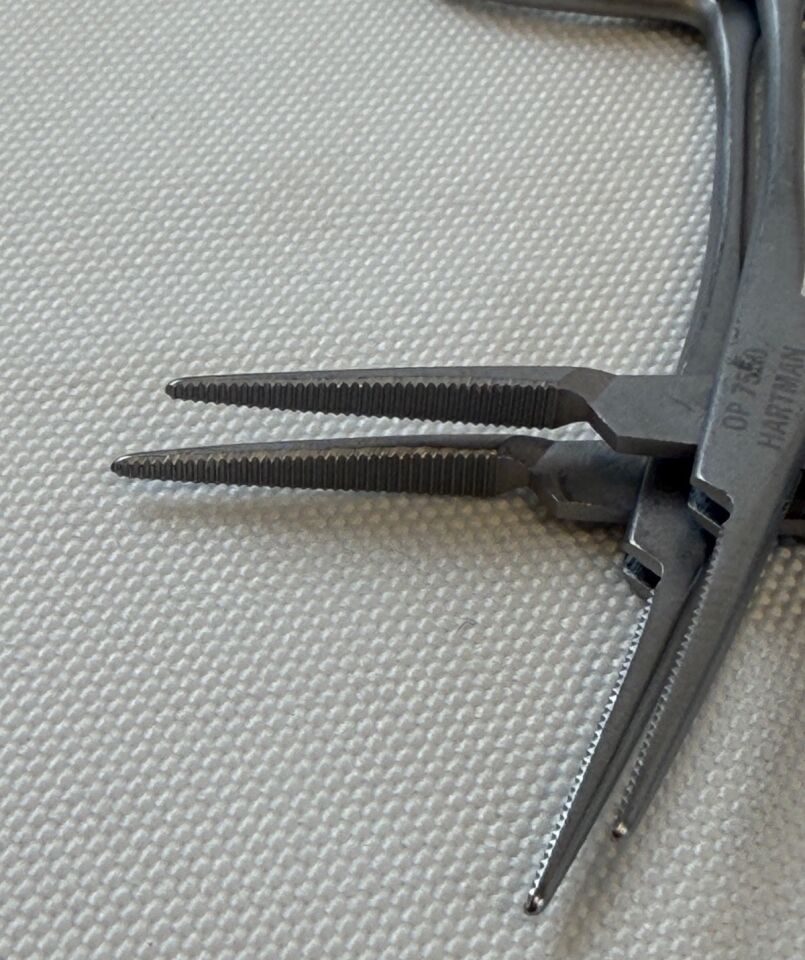 V. MUELLER OP7550 Mosquito Forceps Straight Delicate Jaws — photo 4