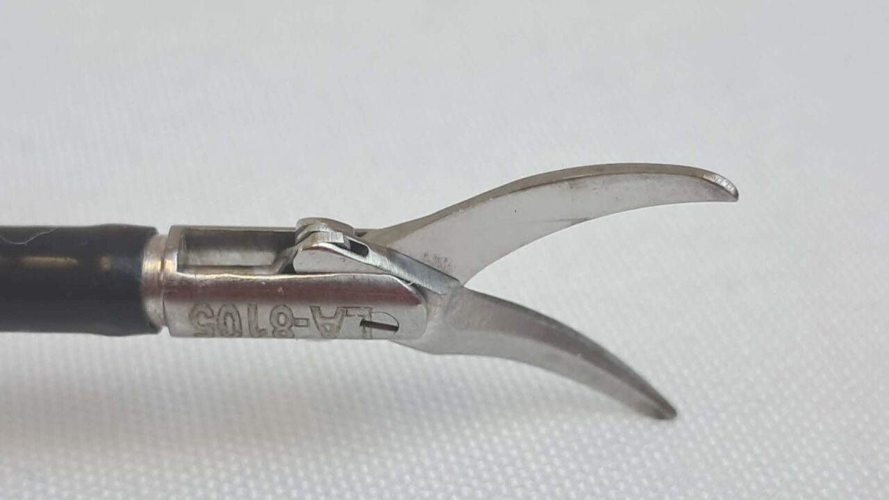 V. MUELLER LA8105 D/A Monopolar SuperCut Laparoscopic Scissors — photo 4