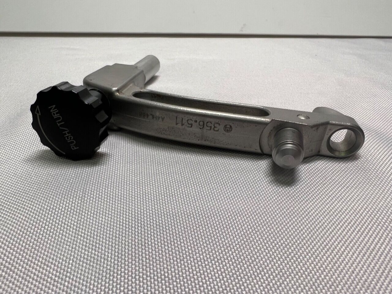 SYNTHES 356.511 Surgical Insertion Handle — photo 2