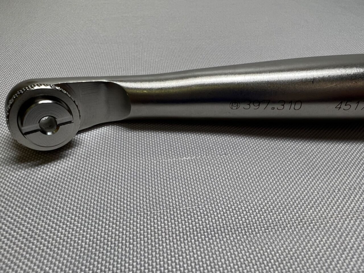 SYNTHES 397.310 US1007 Trocar Handle — photo 2