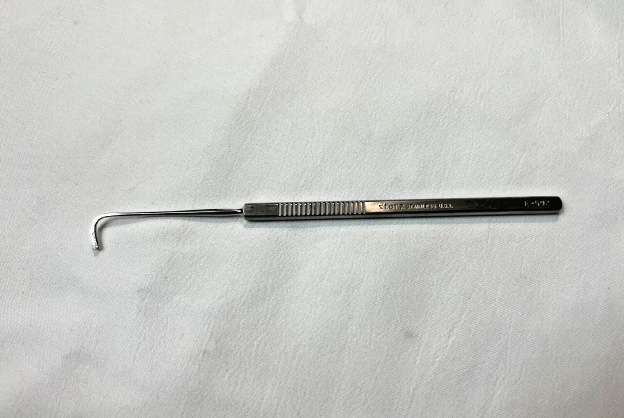 KARL STORZ E-592 Ophthalmic Graefe Strabismus Muscle Hook Flattened 9mm X 5.5" Length