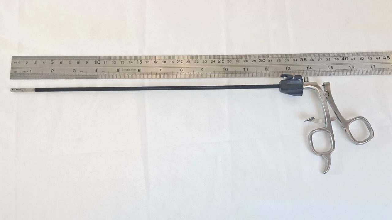 SNOWDEN-PENCER 90-3001 Mckernen Fundus Grasping Forceps 5mm D/A Laparoscopic — photo 5