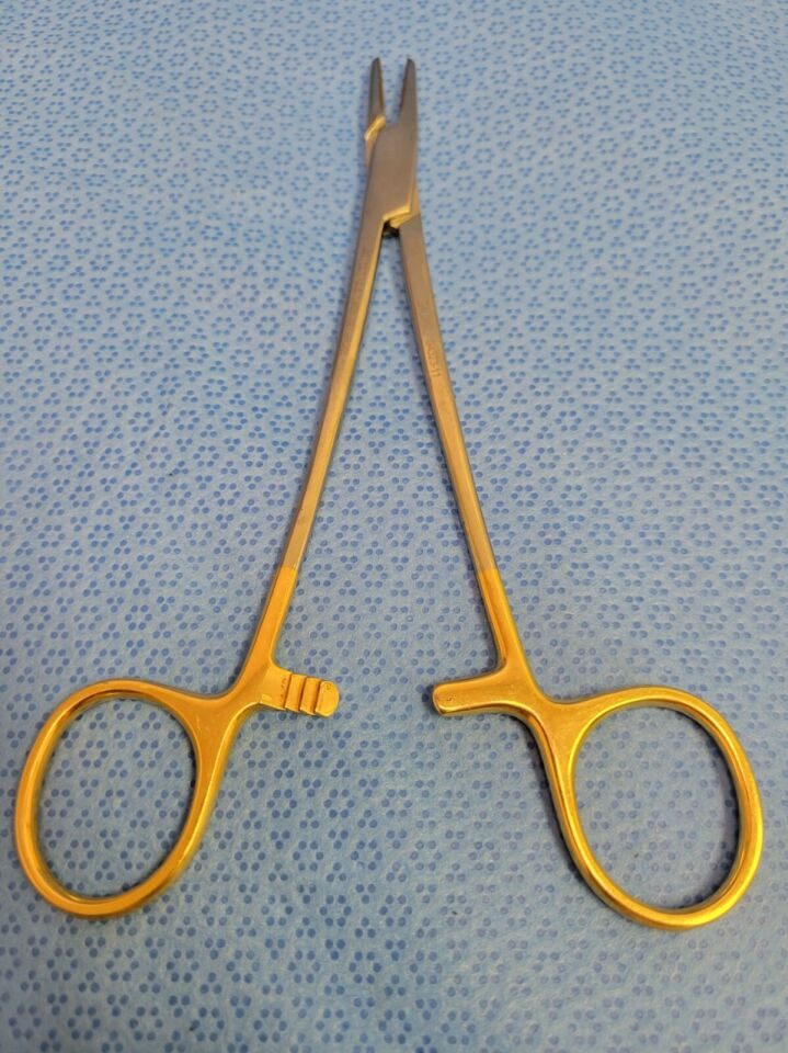 NOVO SURGICAL G4323-11 Mayo-Hegar Needle Holder 6" Serrated Jaw — photo 4