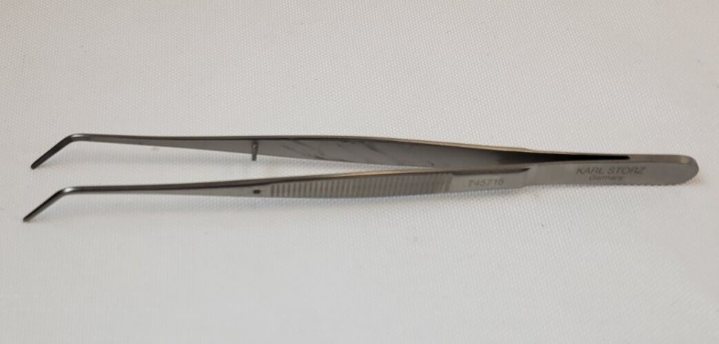 KARL STORZ 745715 Dressing Forceps Angled Serrated Tips 15 cm
