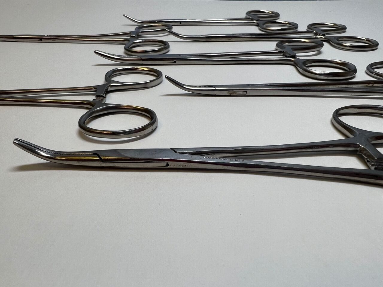 Hartman Mosquito Forceps Curved Serrated Jaws — photo 2