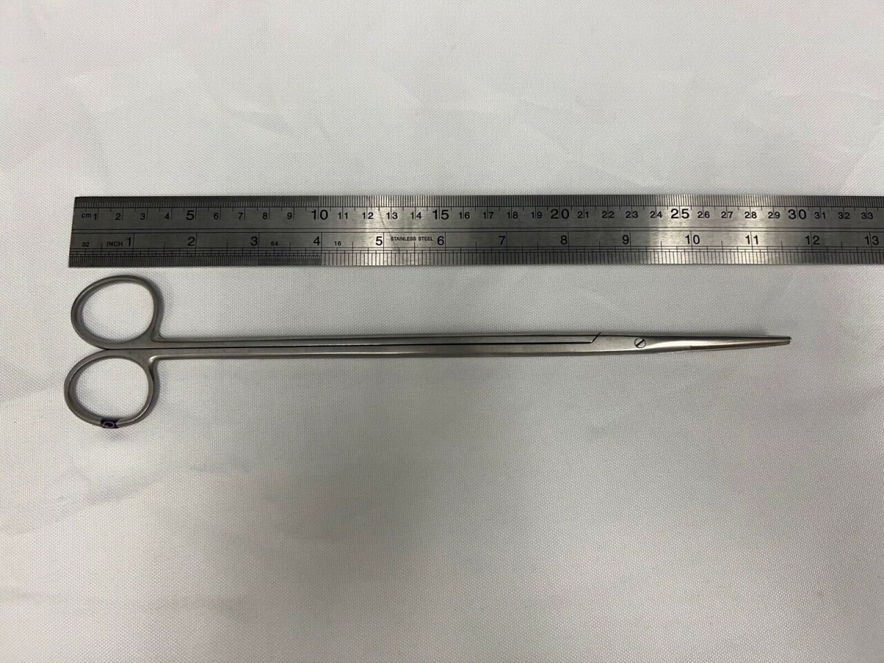 Metzenbaum Scissors Curved Tip 11 1/2" — photo 3