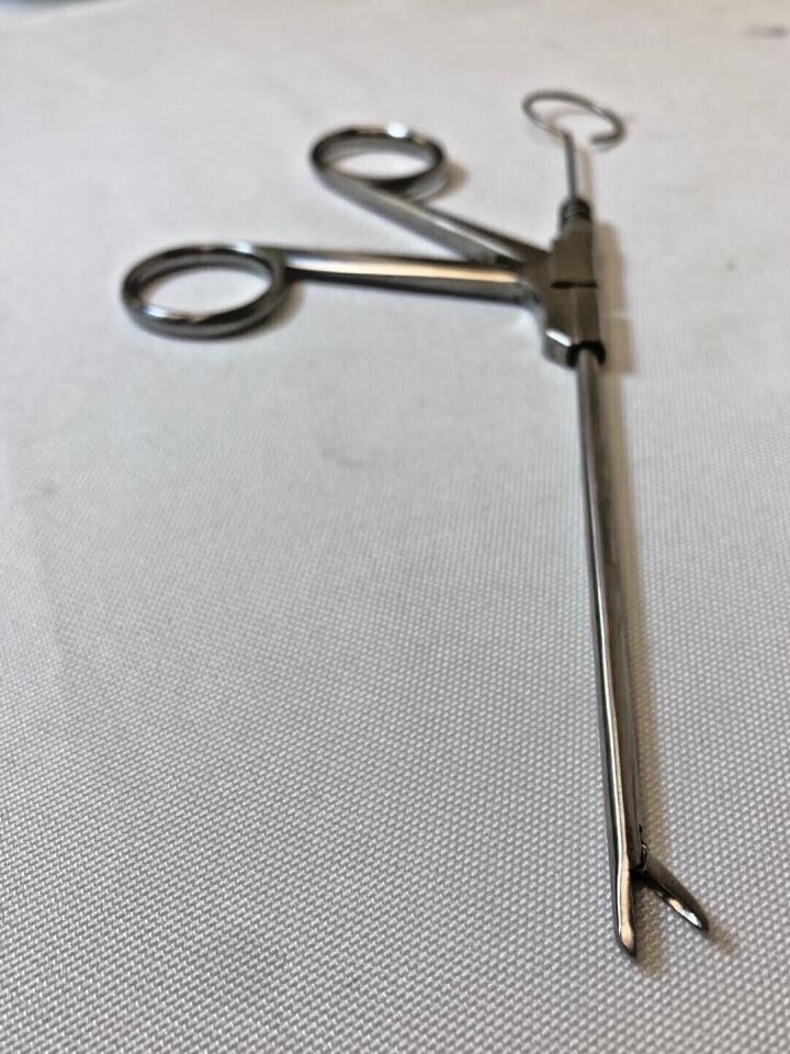 INVOTEC 336800 Blakesley Suction Forceps w/ Integrated Suction Channel — photo 4