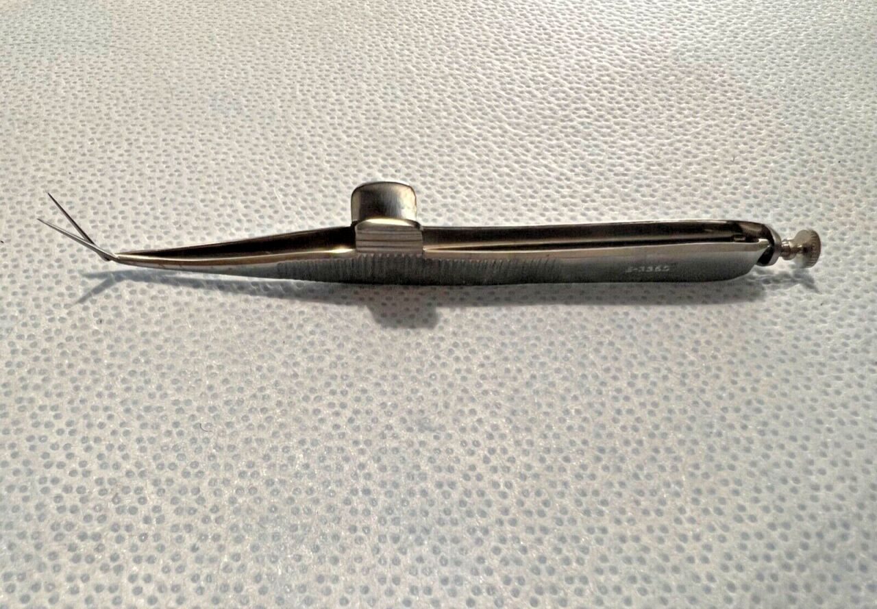 KARL STORZ E3360 DeWecker Iris Scissors