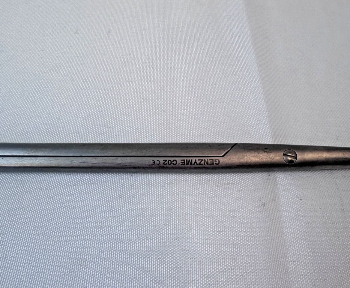 GENZYME 32-0799 Bayonet Style Surgical Scissors 28.4cm Overall Length — photo 4