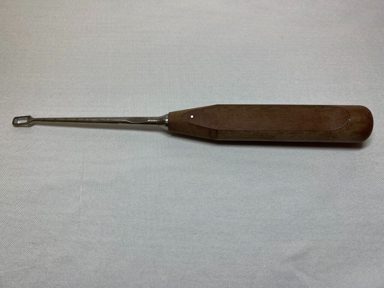 SYNTHES 389.124 Plivios Rectangular Curette 8mm — photo 5
