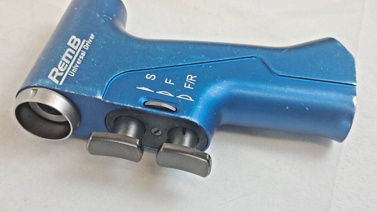 STRYKER 6400 RemB Universal Driver Set w/ Oscillating Sagittal Saw & Cor — photo 6