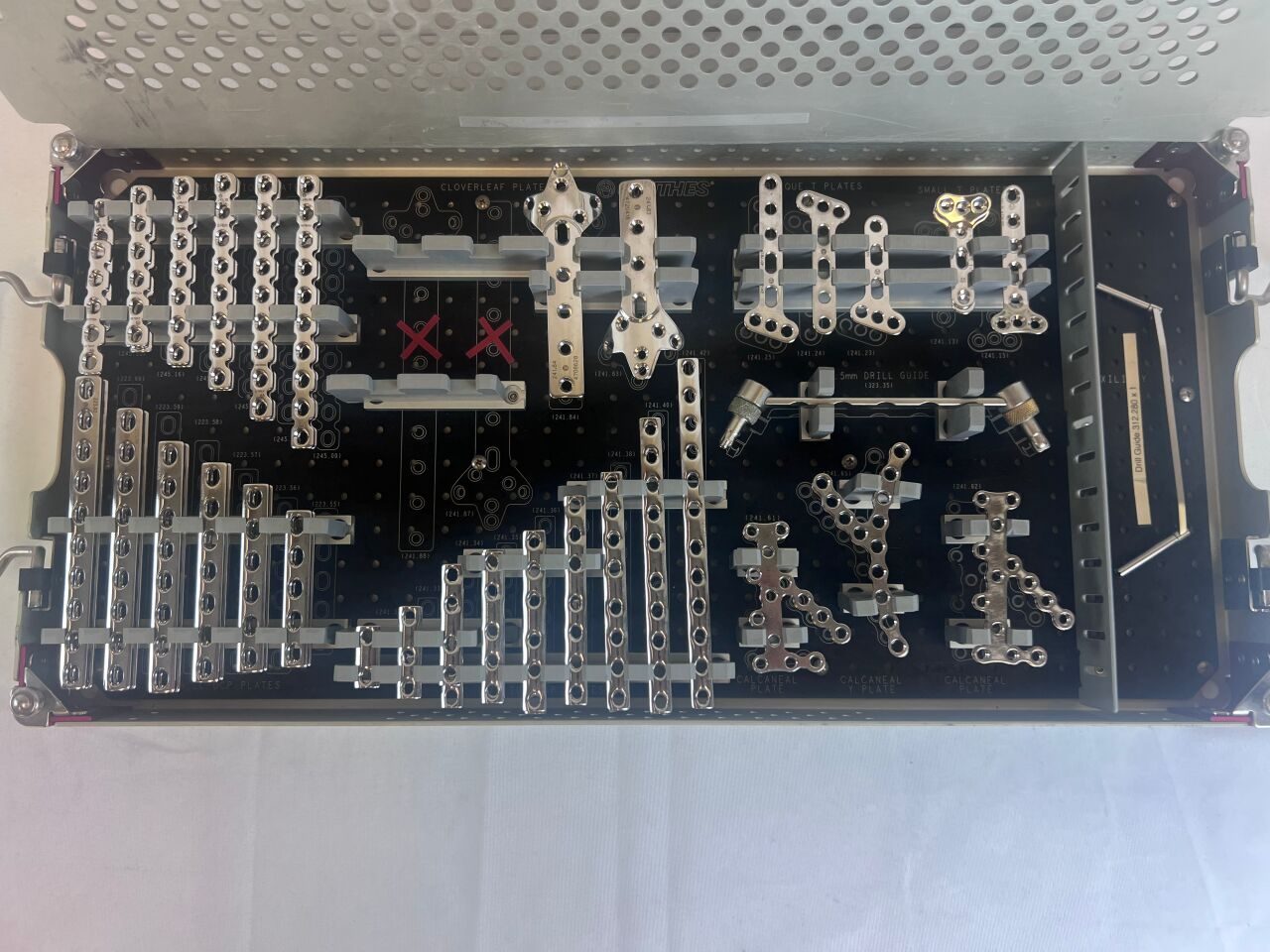 SYNTHES  LC-DCP Small Fragment Implant Set — photo 2