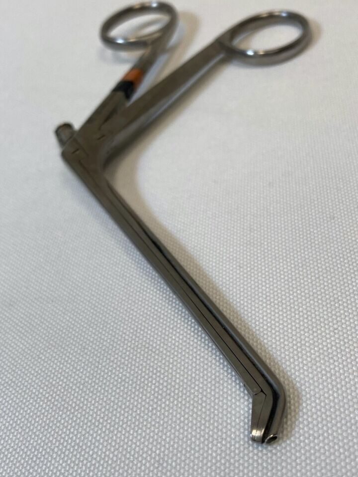 RICHARDS 23-0663 Blakesley Suction 45deg Up Size 1 Nasal Forceps — photo 6