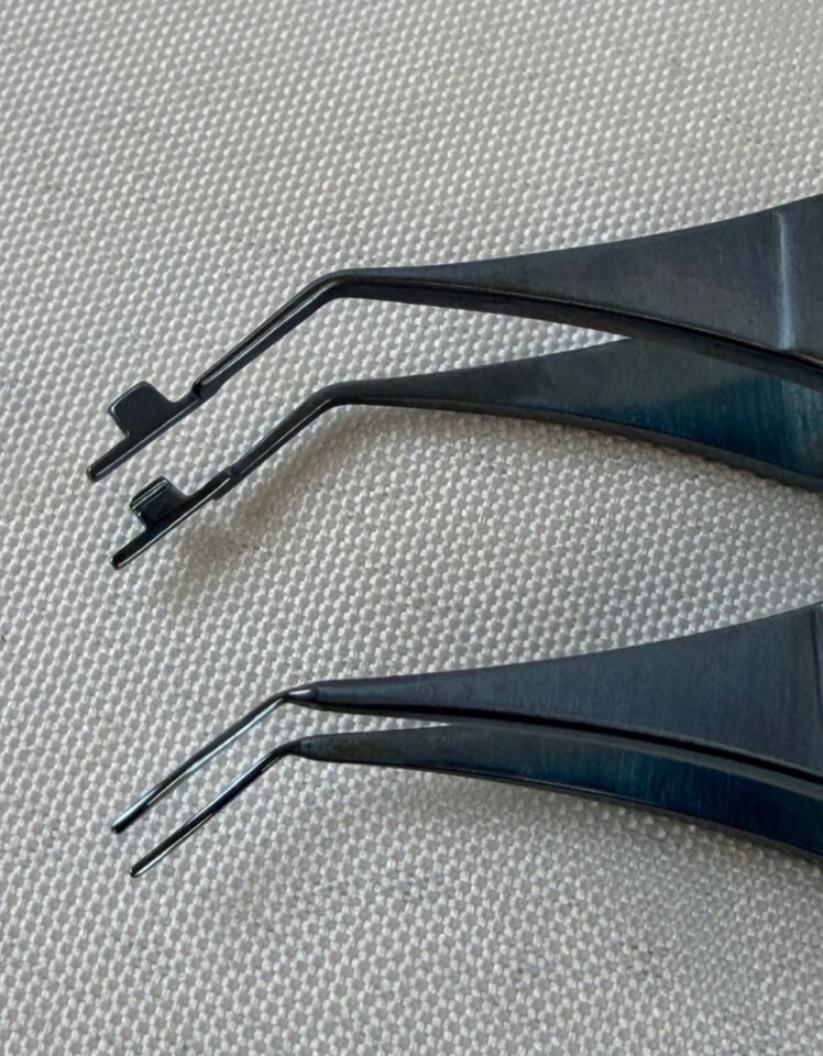 DUCKWORTH & KENT 2-774-1 DK7740 IOL Insertion & Folding Forceps Pair w/ Case — photo 5