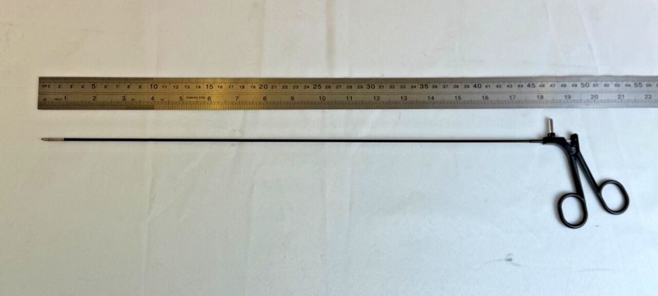 3mm x 44cm Insulated D/A Peanut Grasping Forcep OBGYN Urology Monopolar Peanut Grasping Forcep — photo 8
